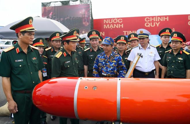 Đại tướng Nguyễn Tân Cương tiết lộ hệ thống vũ khí 'khủng' giúp quân đội hiện đại- Ảnh 4.