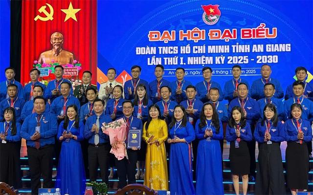 Anh Phan Duy Bằng giữ chức Bí thư Tỉnh đoàn An Giang nhiệm kỳ 2025-2030- Ảnh 3. Anh Phan Duy Bằng giữ chức Bí thư Tỉnh đoàn An Giang nhiệm kỳ 2025-2030- Ảnh 3.