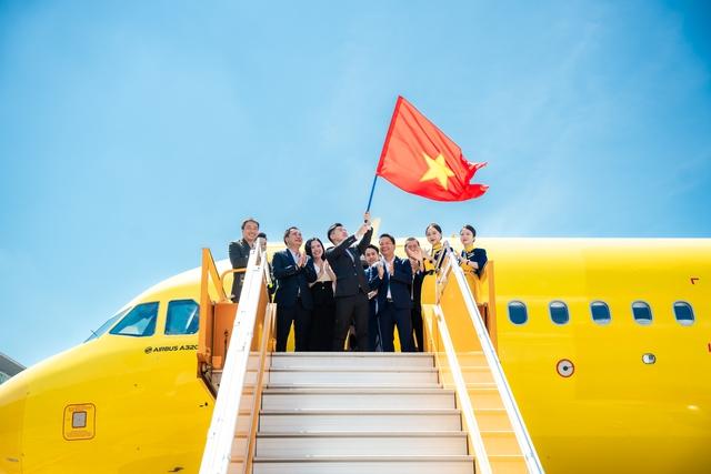Khát vọng bầu trời và tầm nhìn của Bầu Hiển- Ảnh 1. Khát vọng bầu trời và tầm nhìn của Bầu Hiển- Ảnh 1.