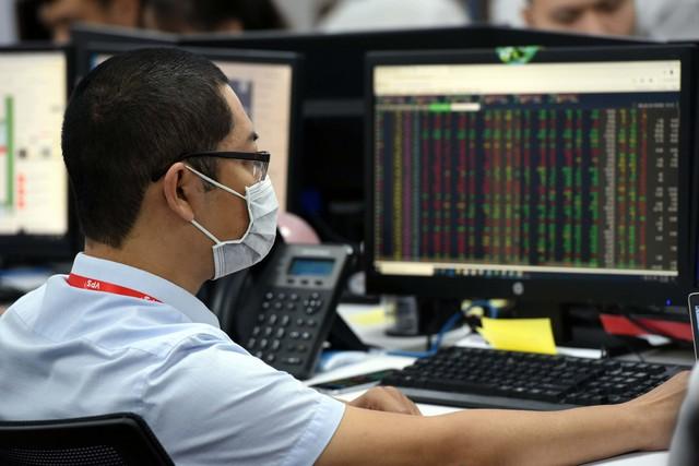 Cổ phiếu Apax Holdings của 'Shark' Thủy bị hủy giao dịch trên sàn chứng khoán- Ảnh 1. Cổ phiếu Apax Holdings của 'Shark' Thủy bị hủy giao dịch trên sàn chứng khoán- Ảnh 1.