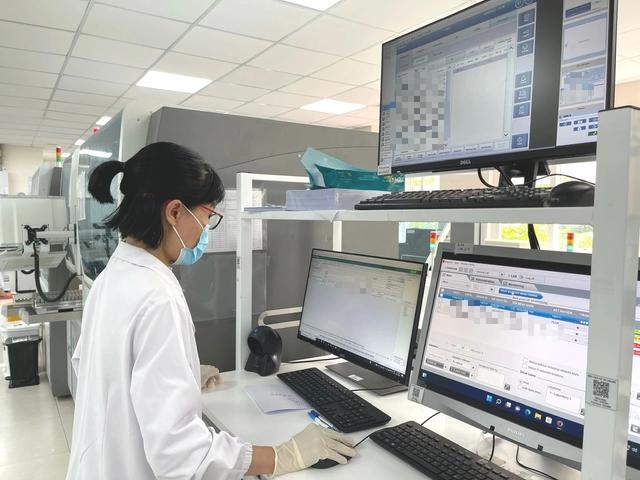 Phương pháp phát hiện ung thư cổ tử cung ‘siêu tốc’ Việt Nam, chỉ 5 phút - Ảnh 1.