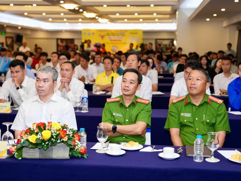 TNSV THACO cup 2026: Tiếp nối thành công rực rỡ của bóng đá Việt Nam- Ảnh 7. TNSV THACO cup 2026: Tiếp nối thành công rực rỡ của bóng đá Việt Nam- Ảnh 7.