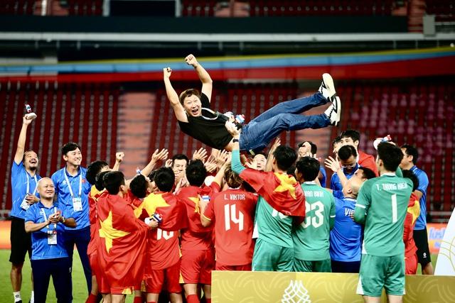Tại sao cử U.21 Việt Nam dự ASIAD 2026 mà không phải U.23 Việt Nam, câu trả lời là đây...- Ảnh 2. Tại sao cử U.21 Việt Nam dự ASIAD 2026 mà không phải U.23 Việt Nam, câu trả lời là đây...- Ảnh 2.
