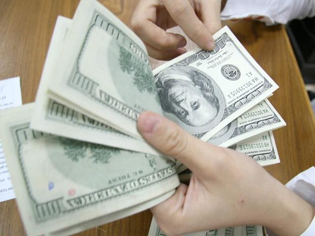 Giá USD hôm nay 8.12.2025: Đô tự do tiếp tục giảm- Ảnh 1.