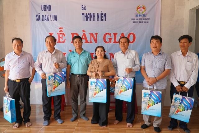Báo Thanh Niên khánh thành 3 căn nhà nhân ái ở Đồng Nai- Ảnh 11. Báo Thanh Niên khánh thành 3 căn nhà nhân ái ở Đồng Nai- Ảnh 11.