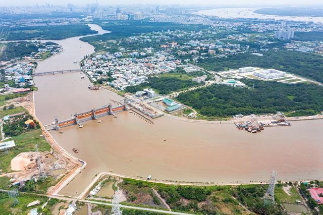 Chính phủ lại thúc TP.HCM khẩn trương giải quyết dứt điểm dự án chống ngập 10.000 tỉ- Ảnh 1. Chính phủ lại thúc TP.HCM khẩn trương giải quyết dứt điểm dự án chống ngập 10.000 tỉ- Ảnh 1.