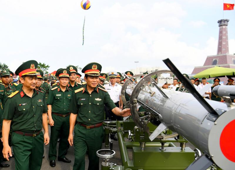 Đại tướng Nguyễn Tân Cương tiết lộ hệ thống vũ khí 'khủng' giúp quân đội hiện đại- Ảnh 3.