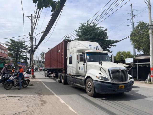 TP.HCM: Gặp nạn trên đường đi bán rau, người phụ nữ tử vong thương tâm- Ảnh 2.