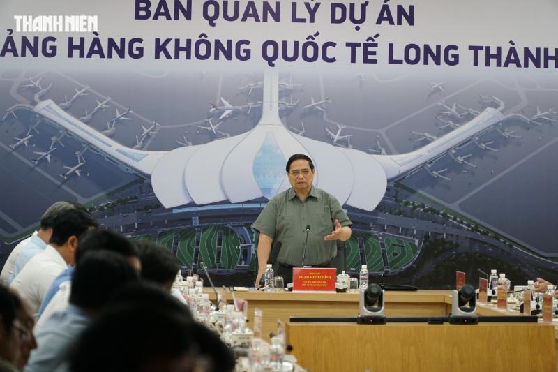 Thủ tướng kiểm tra sân bay Long Thành trước ngày đón chuyến bay đầu tiên ngày 19.12- Ảnh 10. Thủ tướng kiểm tra sân bay Long Thành trước ngày đón chuyến bay đầu tiên ngày 19.12- Ảnh 10.