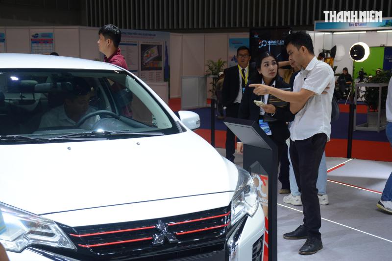 Xe sedan số sàn tại Việt Nam đang dần 'lụi tàn' - Ảnh 3.