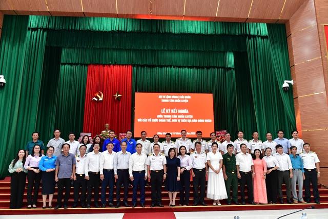 Thắt chặt tình quân dân trong hoạt động kết nghĩa của Vùng 2 Hải quân- Ảnh 4. Thắt chặt tình quân dân trong hoạt động kết nghĩa của Vùng 2 Hải quân- Ảnh 4.