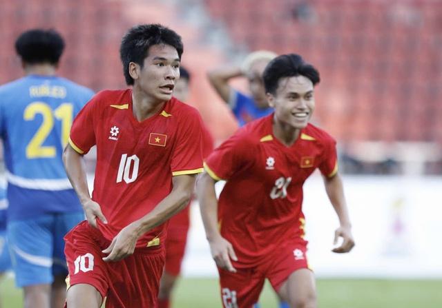 VFF cử U.21 Việt Nam dự ASIAD 20 tại Nhật Bản, mục tiêu xa: Bảo vệ HCV SEA Games 34- Ảnh 1. VFF cử U.21 Việt Nam dự ASIAD 20 tại Nhật Bản, mục tiêu xa: Bảo vệ HCV SEA Games 34- Ảnh 1.