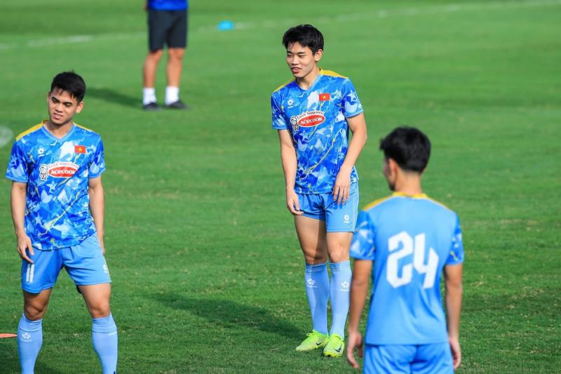 U.23 Việt Nam hội quân, có gì khác lạ so với lúc giành HCV SEA Games: Khuất Văn Khang bảo là…- Ảnh 4.