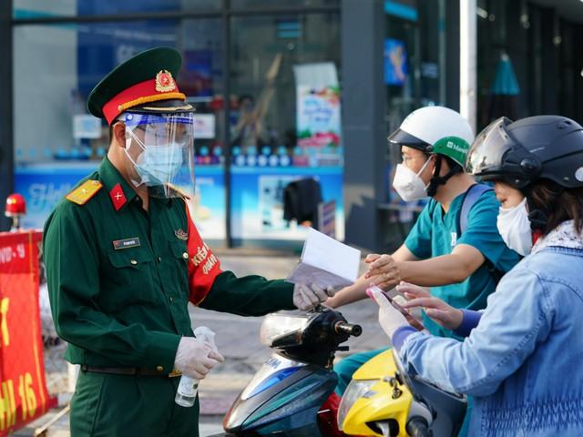 Thanh Niên và tôi: Hành trình cảm xúc Giữa tâm dịch Covid - 19 - Ảnh 3. Thanh Niên và tôi: Hành trình cảm xúc Giữa tâm dịch Covid - 19 - Ảnh 3.
