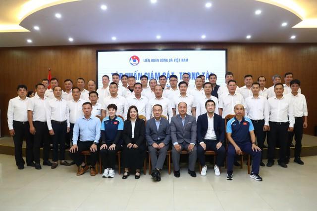 Kiểm tra thể lực trọng tài, VFF cho ‘khởi tranh’ lớp tập huấn rất quan trọng - Ảnh 4.
