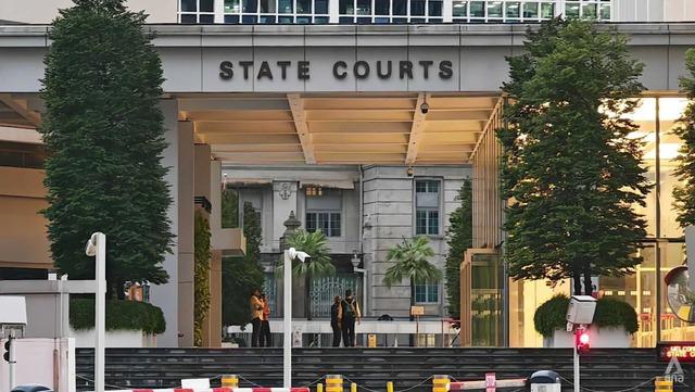Một phụ nữ Việt lãnh án ở Singapore vì lấy hai chồng- Ảnh 1. Một phụ nữ Việt lãnh án ở Singapore vì lấy hai chồng- Ảnh 1.