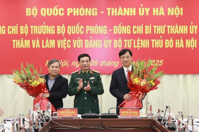 Ông Nguyễn Duy Ngọc giữ chức Bí thư Đảng ủy Bộ Tư lệnh Thủ đô Hà Nội- Ảnh 1. Ông Nguyễn Duy Ngọc giữ chức Bí thư Đảng ủy Bộ Tư lệnh Thủ đô Hà Nội- Ảnh 1.