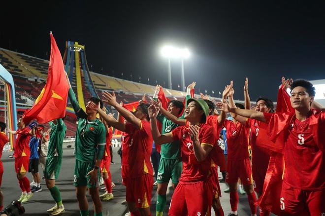 Chủ tịch VFF: SEA Games 33 là lời khẳng định cho hướng đi đúng đắn của bóng đá Việt Nam- Ảnh 8. Chủ tịch VFF: SEA Games 33 là lời khẳng định cho hướng đi đúng đắn của bóng đá Việt Nam- Ảnh 8.