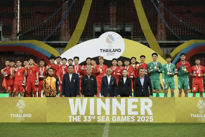 Chủ tịch VFF: SEA Games 33 là lời khẳng định cho hướng đi đúng đắn của bóng đá Việt Nam- Ảnh 3. Chủ tịch VFF: SEA Games 33 là lời khẳng định cho hướng đi đúng đắn của bóng đá Việt Nam- Ảnh 3.