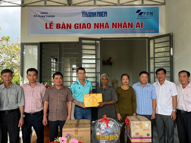 Báo Thanh Niên khánh thành 3 căn nhà nhân ái ở Đồng Nai- Ảnh 7. Báo Thanh Niên khánh thành 3 căn nhà nhân ái ở Đồng Nai- Ảnh 7.