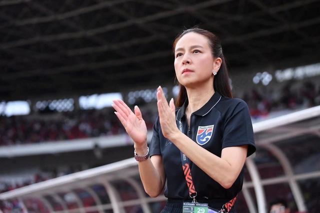 Madam Pang họp khẩn để cải tổ và giải quyết khủng hoảng, 'U.23 Việt Nam lại đi trước U.23 Thái Lan'- Ảnh 1. Madam Pang họp khẩn để cải tổ và giải quyết khủng hoảng, 'U.23 Việt Nam lại đi trước U.23 Thái Lan'- Ảnh 1.