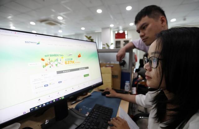 Căng thẳng vé máy bay tết- Ảnh 1. Căng thẳng vé máy bay tết- Ảnh 1.