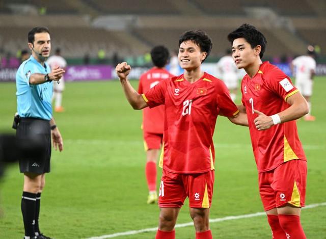 Truyền thông Trung Quốc e ngại U.23 Việt Nam có tỷ lệ chuyển hóa bàn thắng tốp đầu châu Á- Ảnh 1. Truyền thông Trung Quốc e ngại U.23 Việt Nam có tỷ lệ chuyển hóa bàn thắng tốp đầu châu Á- Ảnh 1.