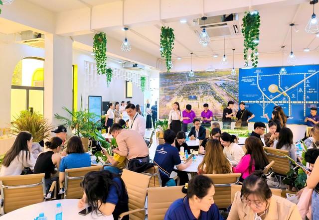 Lan Anh Avenue khánh thành công viên trung tâm 2.000 m2 giữa lòng thủ phủ công nghiệp - Ảnh 2.