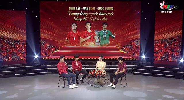 Cao Văn Bình thích bạn gái ‘cute’ một chút, Đình Bắc lần đầu kể lại pha ‘thanh minh’ với trọng tài- Ảnh 1. Cao Văn Bình thích bạn gái ‘cute’ một chút, Đình Bắc lần đầu kể lại pha ‘thanh minh’ với trọng tài- Ảnh 1.