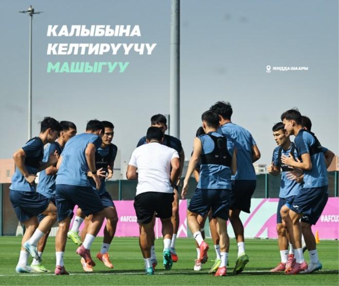 Báo chí Kyrgyzstan e ngại ‘chiêu’ đặc biệt của U.23 Việt Nam, cảnh báo nóng về một điều… - Ảnh 1.