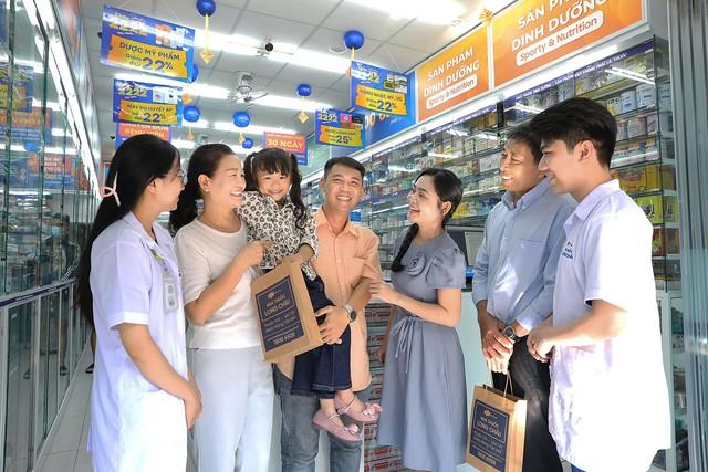 'Long Châu sẻ chia 2026' mở rộng chuỗi chương trình tầm soát đột quỵ, nâng cao nhận thức cộng đồng- Ảnh 2. 'Long Châu sẻ chia 2026' mở rộng chuỗi chương trình tầm soát đột quỵ, nâng cao nhận thức cộng đồng- Ảnh 2.