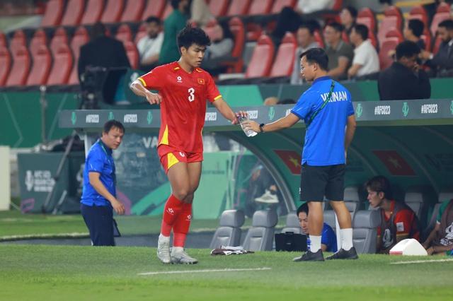 U.23 Việt Nam đừng ‘gặm nhấm’ nỗi buồn quá lâu, hãy lại tỏa sáng trước khi chia tay U.23 châu Á- Ảnh 5.