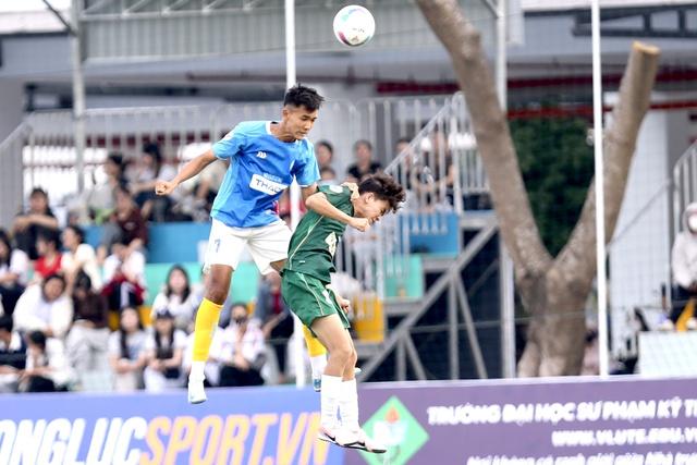 Cầu thủ 1,85 m ghi bàn thắng quý hơn vàng cho Trường ĐH Đồng Tháp tại TNSV THACO cup 2026- Ảnh 4. Cầu thủ 1,85 m ghi bàn thắng quý hơn vàng cho Trường ĐH Đồng Tháp tại TNSV THACO cup 2026- Ảnh 4.