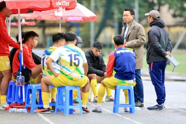 Nhiều trận đấu 'nảy lửa' ở vòng loại giải bóng đá Thanh Niên sinh viên Việt Nam- Ảnh 1. Nhiều trận đấu 'nảy lửa' ở vòng loại giải bóng đá Thanh Niên sinh viên Việt Nam- Ảnh 1.