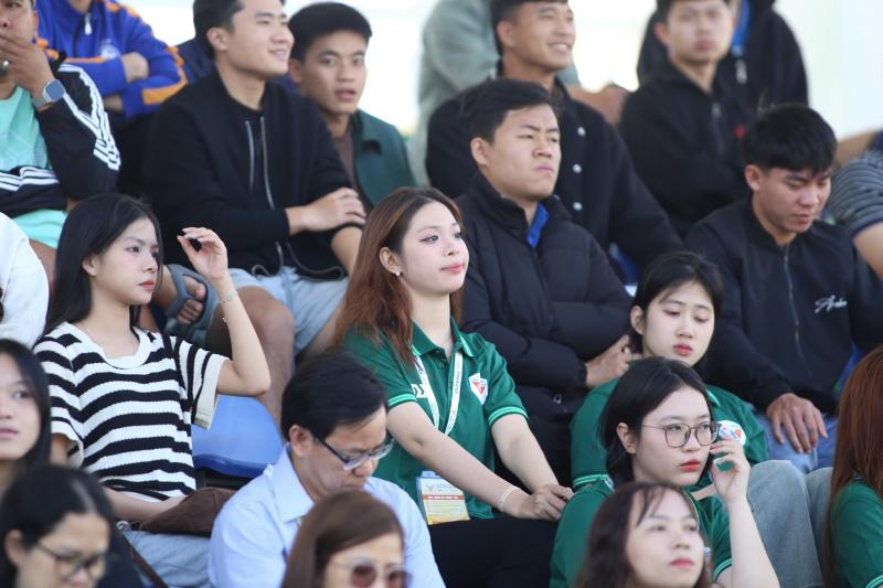 Khai mạc khu vực Duyên hải miền Trung: Lan tỏa không chỉ tình yêu bóng đá...- Ảnh 8. Khai mạc khu vực Duyên hải miền Trung: Lan tỏa không chỉ tình yêu bóng đá...- Ảnh 8.