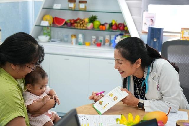 - Ảnh 1. Có phải trẻ càng uống nhiều sữa sẽ càng tăng chiều cao? - Ảnh 1.