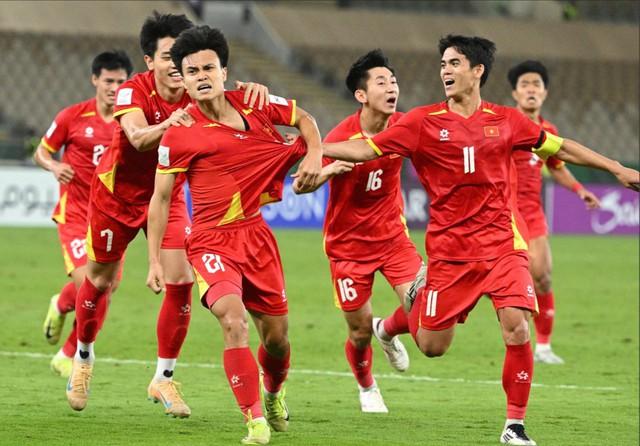 AFC nhận định mới nhất: U.23 Việt Nam để lại dấu ấn rõ nét hơn U.23 Trung Quốc trước bán kết- Ảnh 2. AFC nhận định mới nhất: U.23 Việt Nam để lại dấu ấn rõ nét hơn U.23 Trung Quốc trước bán kết- Ảnh 2.