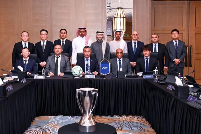 Chủ tịch VFF Trần Quốc Tuấn chủ trì họp AFC: Việt Nam thêm cơ hội dự Cúp C1 châu Á- Ảnh 1.