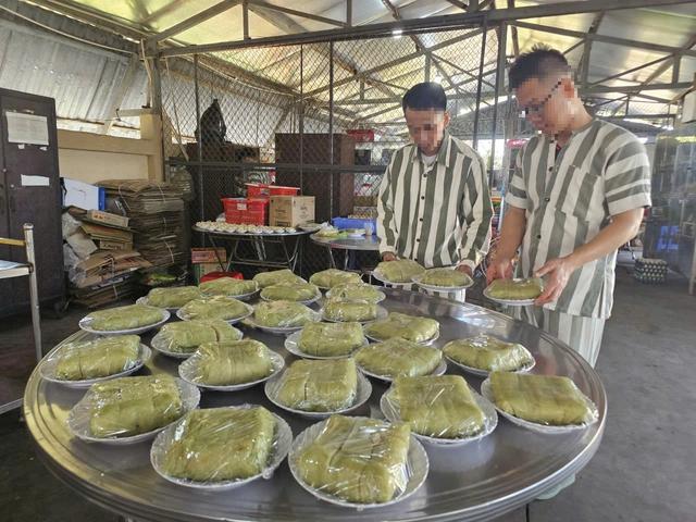 Bữa cơm khơi dậy khát vọng hoàn lương trong mỗi phạm nhân- Ảnh 2. Bữa cơm khơi dậy khát vọng hoàn lương trong mỗi phạm nhân- Ảnh 2.