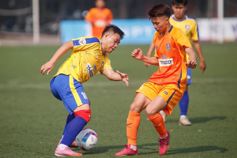 'Ngọc quý' Đông Triều của bầu Đức bay cao cùng đội Trường CĐ FPT Polytechnic- Ảnh 5. 'Ngọc quý' Đông Triều của bầu Đức bay cao cùng đội Trường CĐ FPT Polytechnic- Ảnh 5.