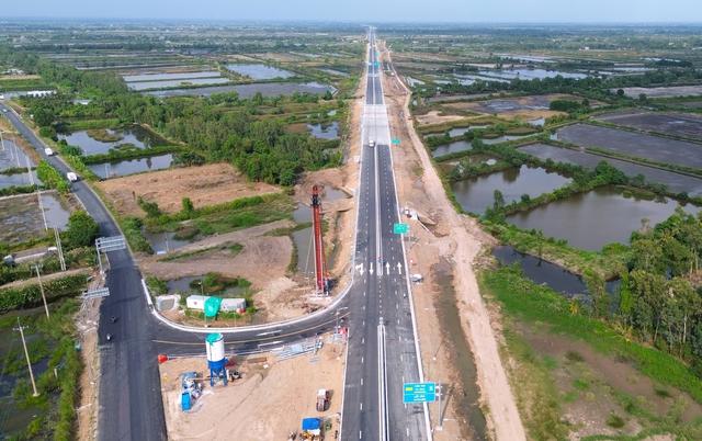 Cao tốc Cần Thơ Cà Mau dự kiến thu phí từ quý 2/2026, xe con 99.000 đồng - Ảnh 1.