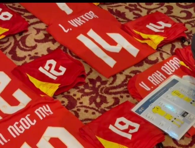 AFC làm việc ‘nóng’ với U.23 Việt Nam, kiểm tra kỹ kích thước số áo và tuyên bố có VAR- Ảnh 2. AFC làm việc ‘nóng’ với U.23 Việt Nam, kiểm tra kỹ kích thước số áo và tuyên bố có VAR- Ảnh 2.