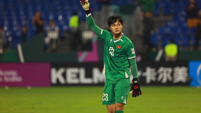U.23 Việt Nam ‘bất ngờ’ không có… cầu thủ dự bị, vì đội hình gần như hoàn hảo - Ảnh 2.