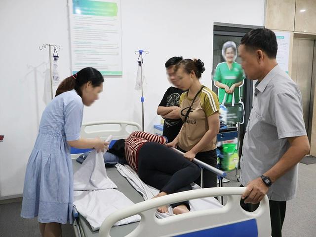 Nghề nuôi bệnh: 'Bít cửa' đi làm nếu thi rớt- Ảnh 1. Nghề nuôi bệnh: 'Bít cửa' đi làm nếu thi rớt- Ảnh 1.
