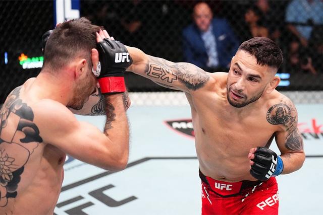 Người hâm mộ võ thuật MMA tại Việt Nam nhận tin vui từ UFC và FPT Play- Ảnh 1. Người hâm mộ võ thuật MMA tại Việt Nam nhận tin vui từ UFC và FPT Play- Ảnh 1.