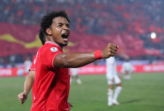 Xuân Son đăng thông điệp rất đặc biệt và… rất ‘cầu kỳ’, được kỳ vọng cùng Việt Nam thắng Malaysia- Ảnh 3. Xuân Son đăng thông điệp rất đặc biệt và… rất ‘cầu kỳ’, được kỳ vọng cùng Việt Nam thắng Malaysia- Ảnh 3.