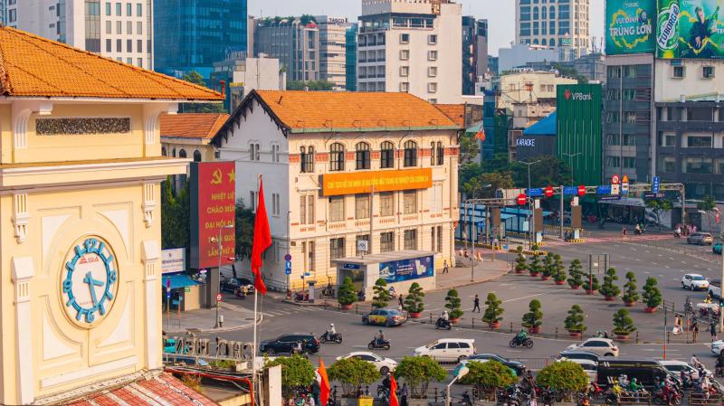 Tòa nhà cổ 111 năm tuổi gần chợ Bến Thành ở TP.HCM có gì đặc biệt?- Ảnh 3. Tòa nhà cổ 111 năm tuổi gần chợ Bến Thành ở TP.HCM có gì đặc biệt?- Ảnh 3.