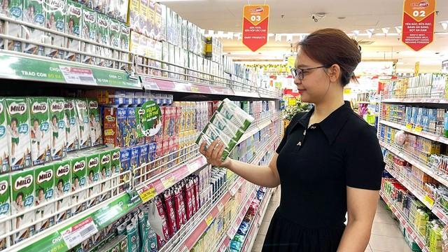 TP.HCM khen thưởng 34 phường, xã và 16 doanh nghiệp nộp ngân sách trên 3.000 tỉ đồng- Ảnh 2. TP.HCM khen thưởng 34 phường, xã và 16 doanh nghiệp nộp ngân sách trên 3.000 tỉ đồng- Ảnh 2.