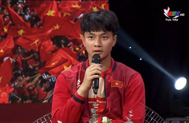 Cao Văn Bình thích bạn gái ‘cute’ một chút, Đình Bắc lần đầu kể lại pha ‘thanh minh’ với trọng tài- Ảnh 2. Cao Văn Bình thích bạn gái ‘cute’ một chút, Đình Bắc lần đầu kể lại pha ‘thanh minh’ với trọng tài- Ảnh 2.