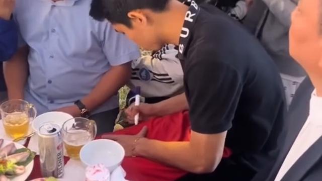 Chuyện chưa kể về đội bóng trường làng của Vua phá lưới Đình Bắc: Từng thua vì bị ‘tố’... không có giày- Ảnh 2.